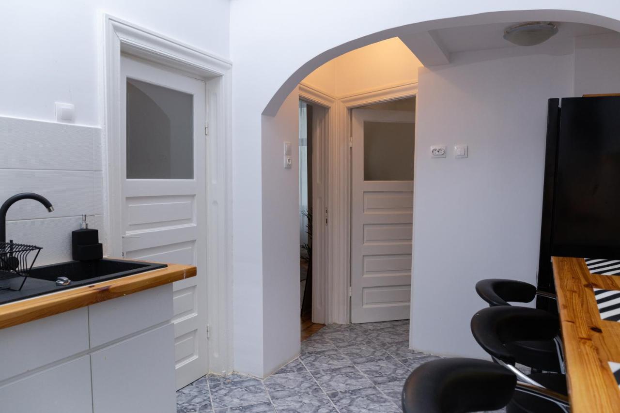 Color Aparments Coposu Blv Bucureşti