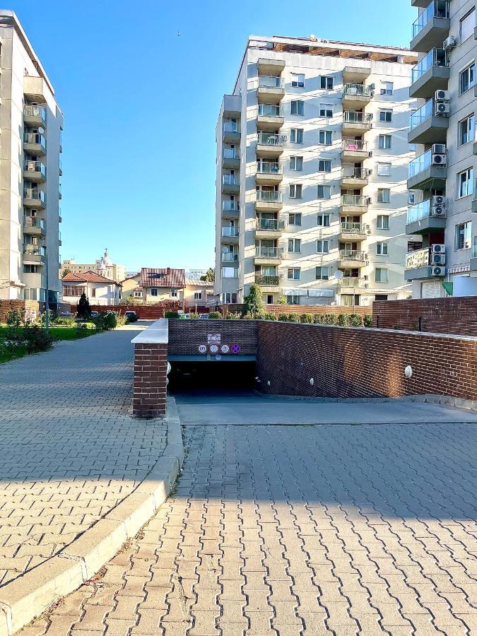 Apartment Wood Story - Modern 1br Near Center With Parking