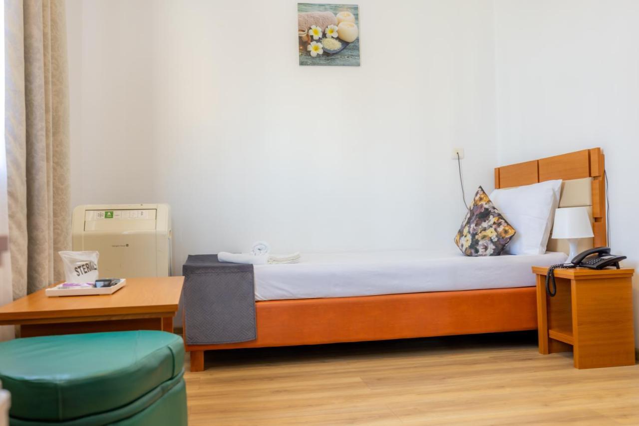 Sir Lujerului 2* Bucureşti