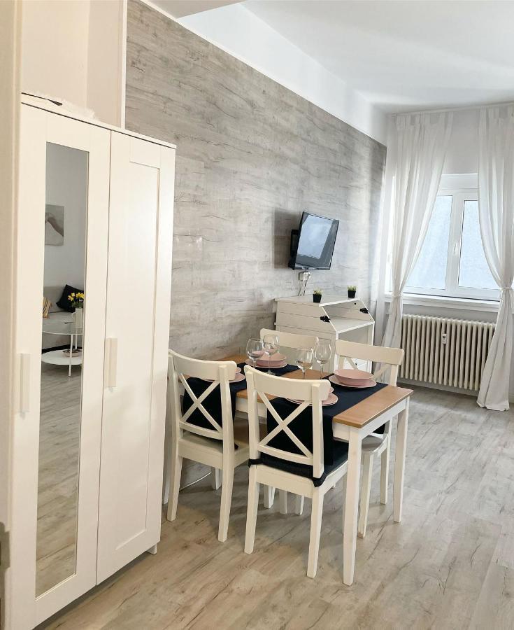 Apartment White