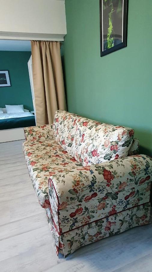 And Sleep Old Apartamento Bucareste