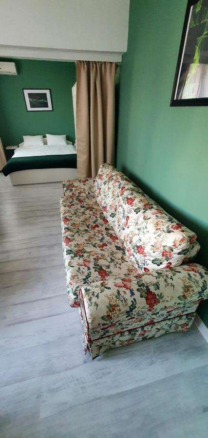 And Sleep Old Apartamento Bucareste