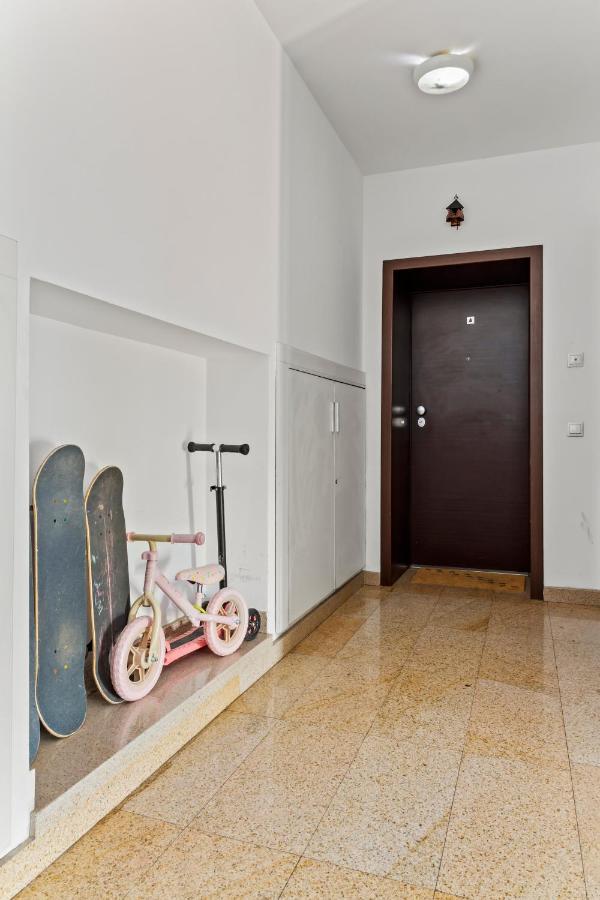 125 Sqm Family Friendly With Kids Apartment *