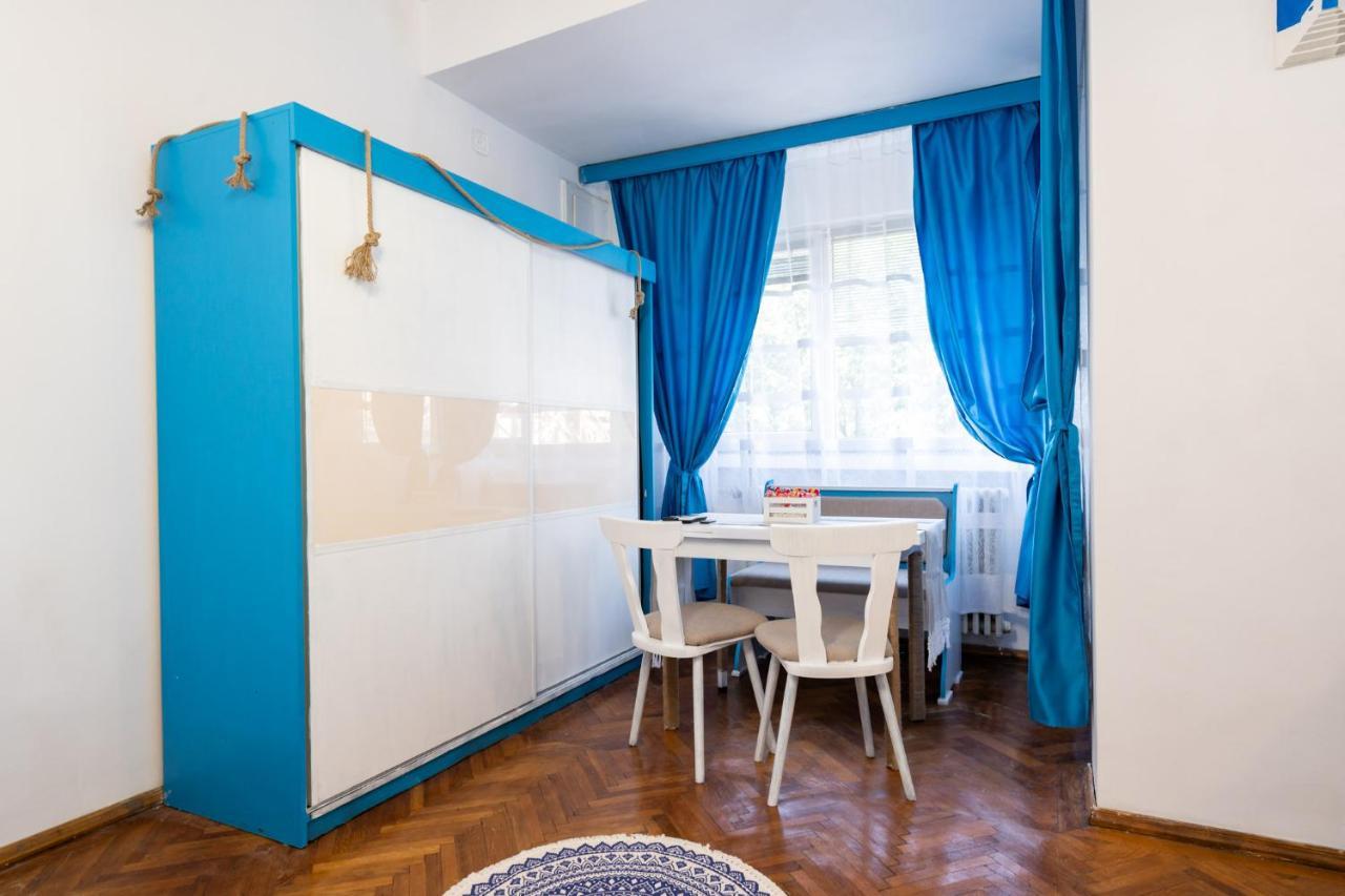 Apartment Mediterranean In Center