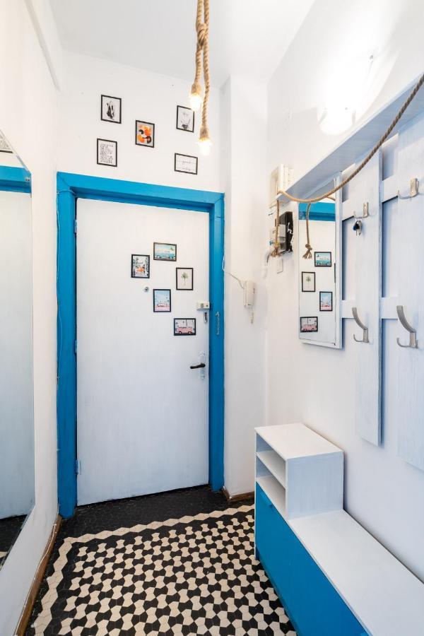 Mediterranean In Center Apartment *