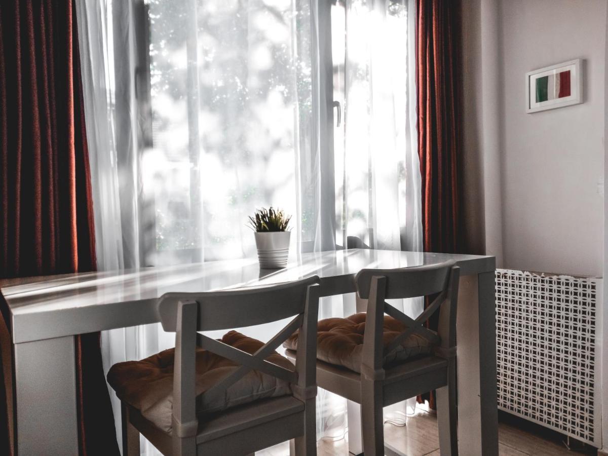 Ultimate Escape Floreasca Apt With Self Check In * Bucureşti