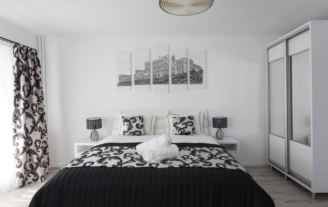 Lion's Unirii Apartment Bucharest