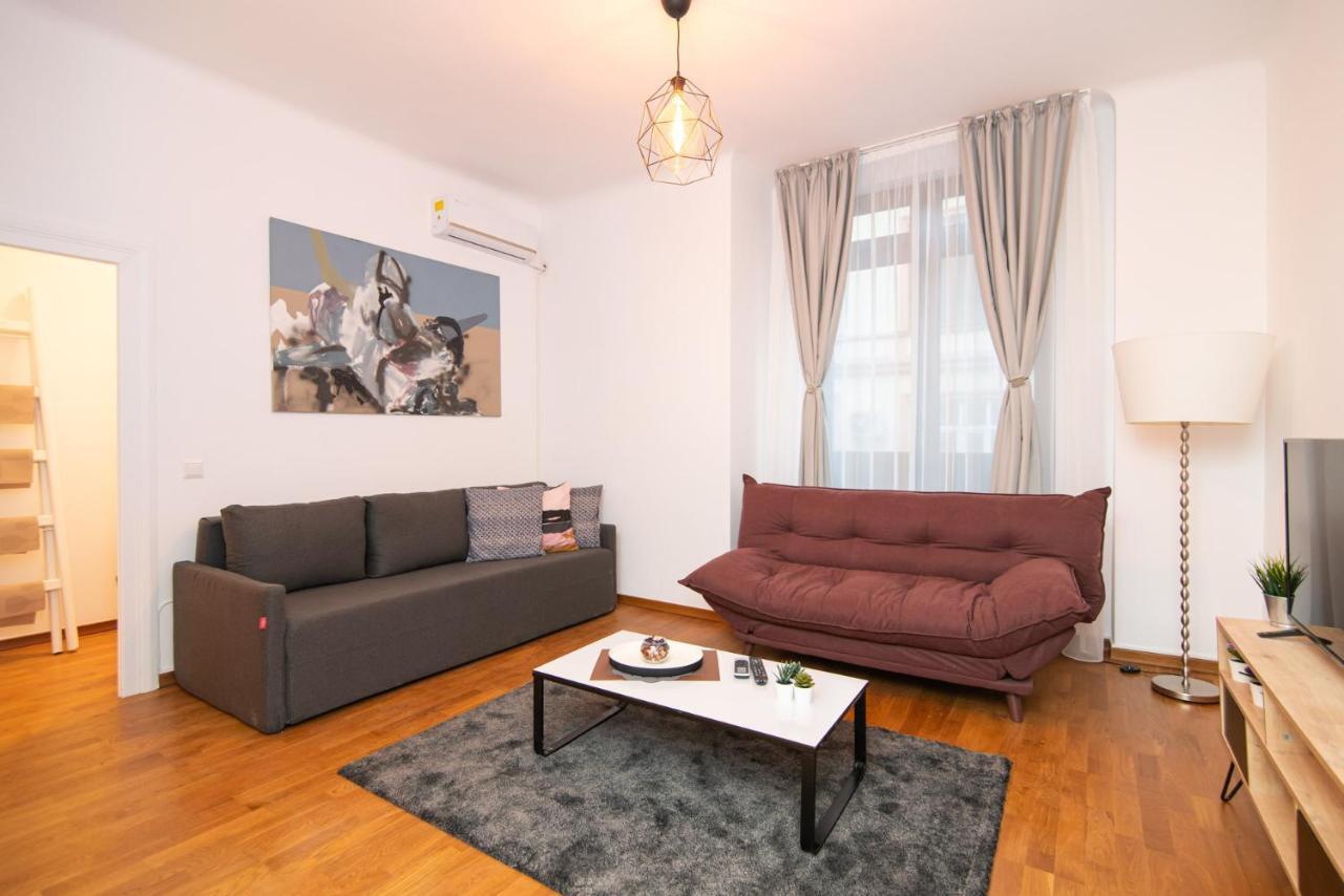 Apartament Enjoy Beauty Of From Lovely Bucureşti