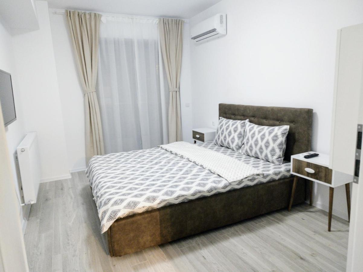 Ghencea 158 Floor 7 Apartment *