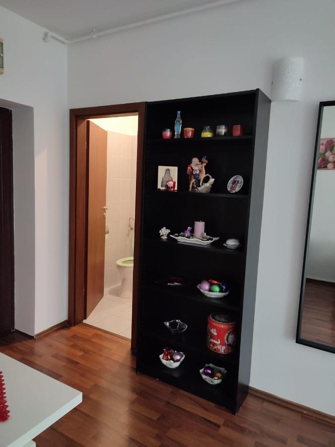 Apartment 1 In Titan Bucharest