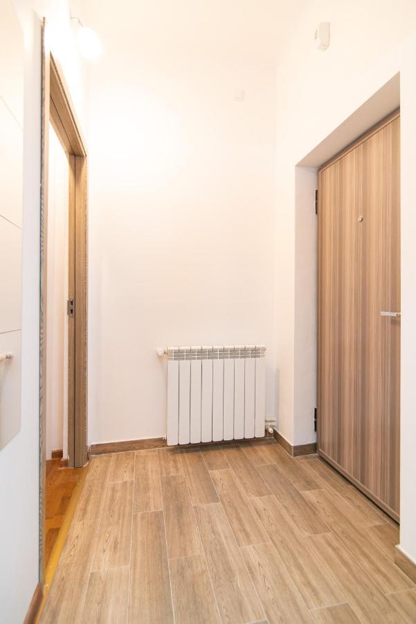 Enjoy Beauty Of From Lovely Apartament