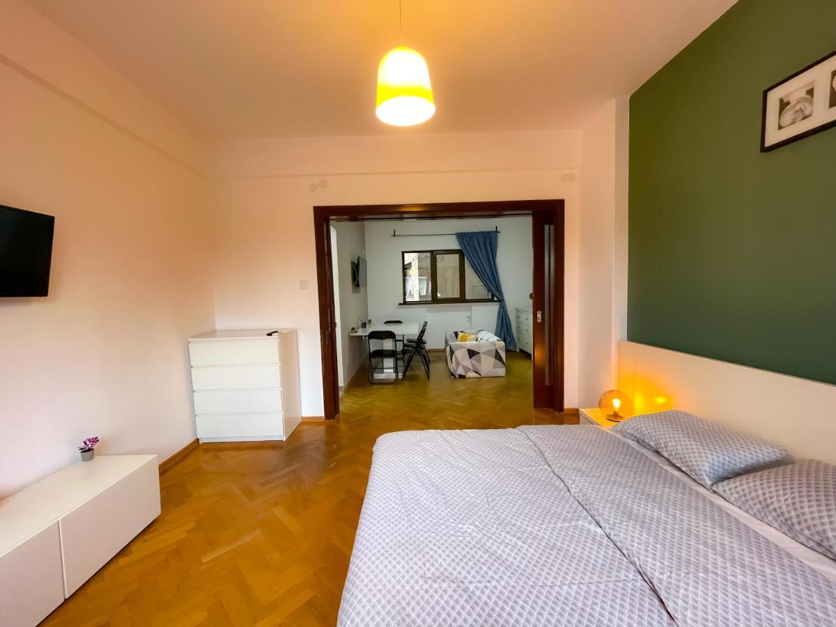 Apartment Km 0 And The Best View 2bdr In Bucharest