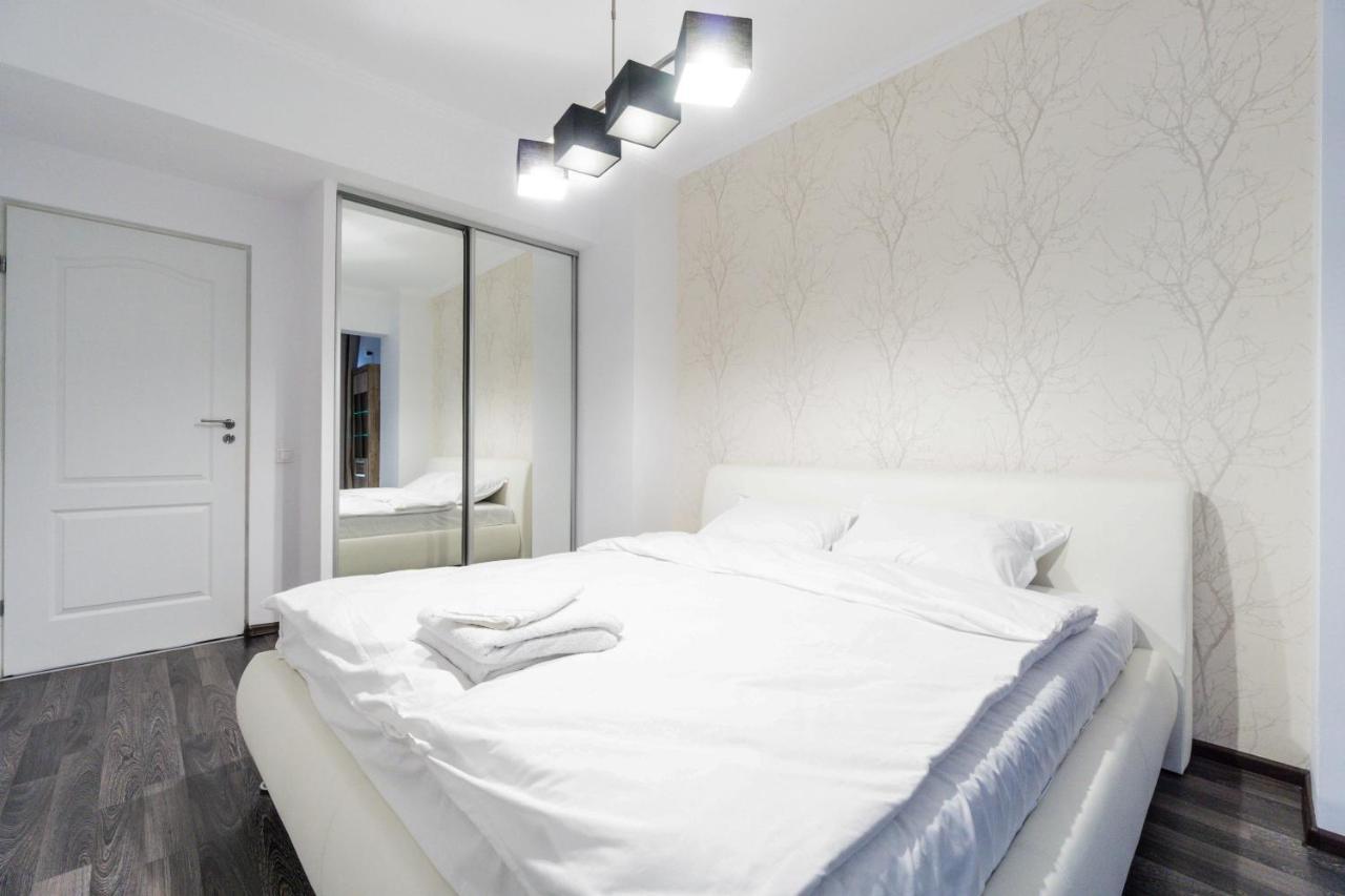 Luxury Baneasa * Bucureşti