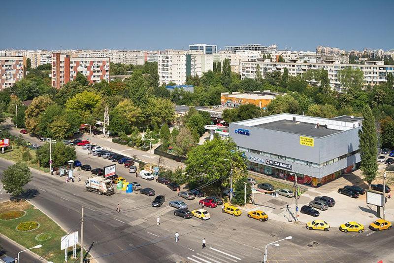 Apartament Metroufavoritgarsoniera Bucureşti