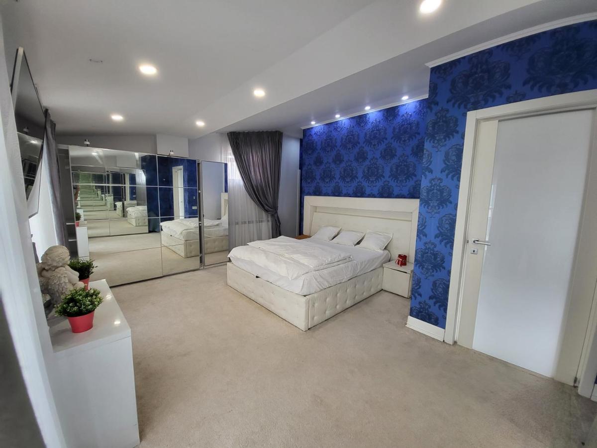 Large Luxury - Penthouse - Terrace Bucharest