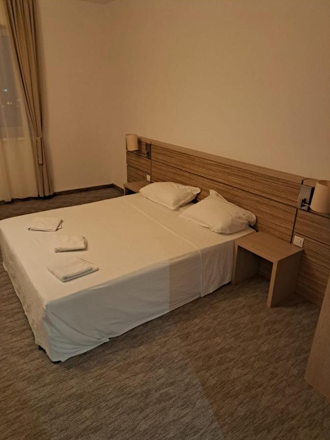 Regim Hotelier Rin Grand Bucureşti