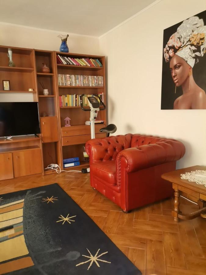 Apartament Central 2 Cu Centrala * Bucharest
