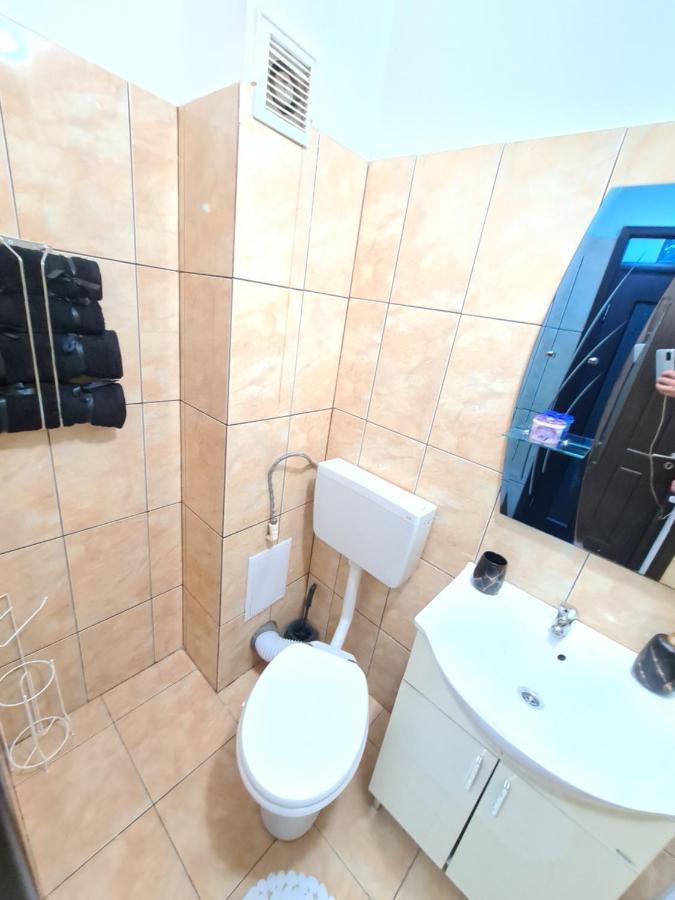 Bed & Breakfast Garsoniera Privata *