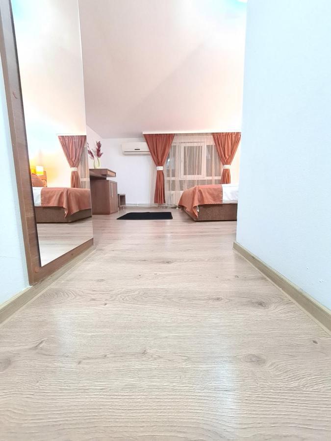 Garsoniera Privata Acomodação com café da manhã 