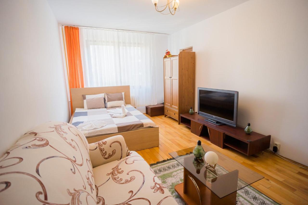 Rustic & Spacious 3br Apartamento