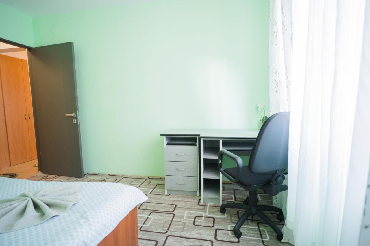 Rustic & Spacious 3br * Bucareste
