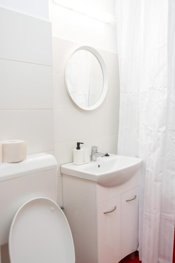 Spacious 2br Dristor Apartment