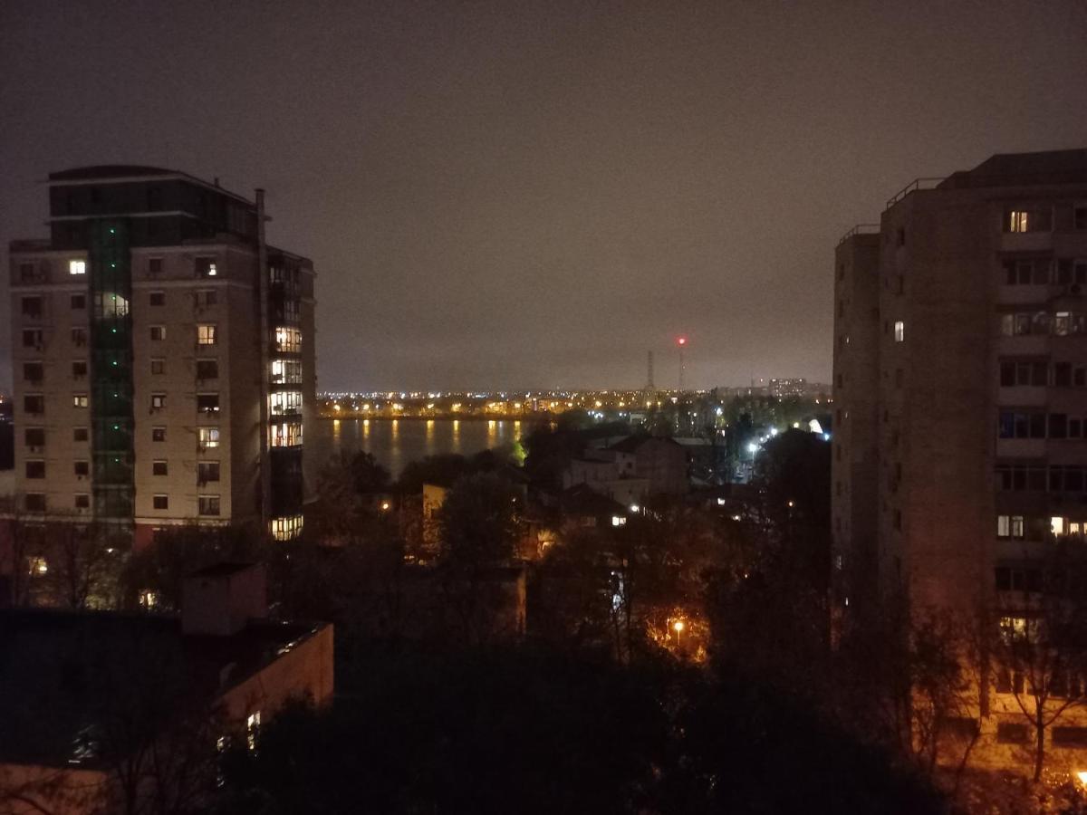 Cu La Lacul Tei Gazde/Camere de închiriat