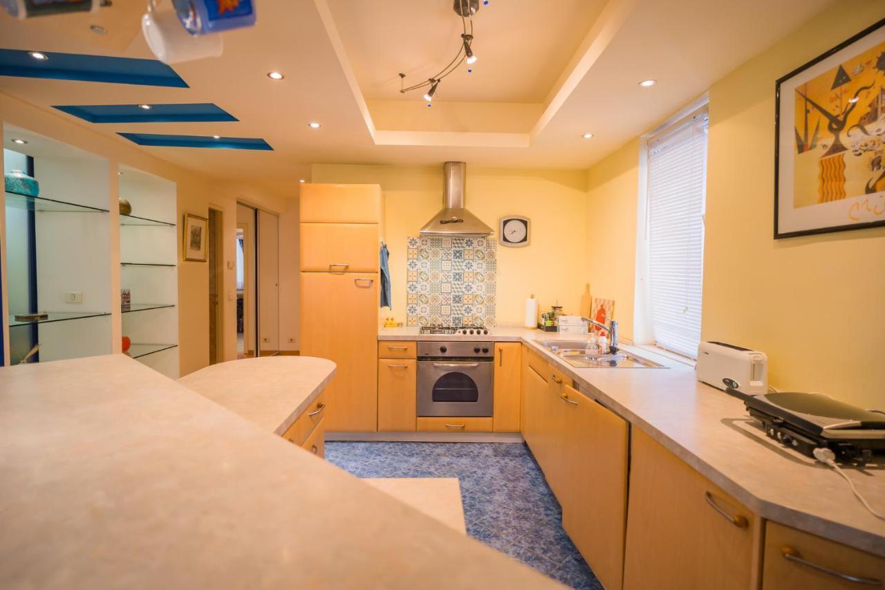 Artsy 3br Flat In Primaverii - Exlcusive Area Bucareste