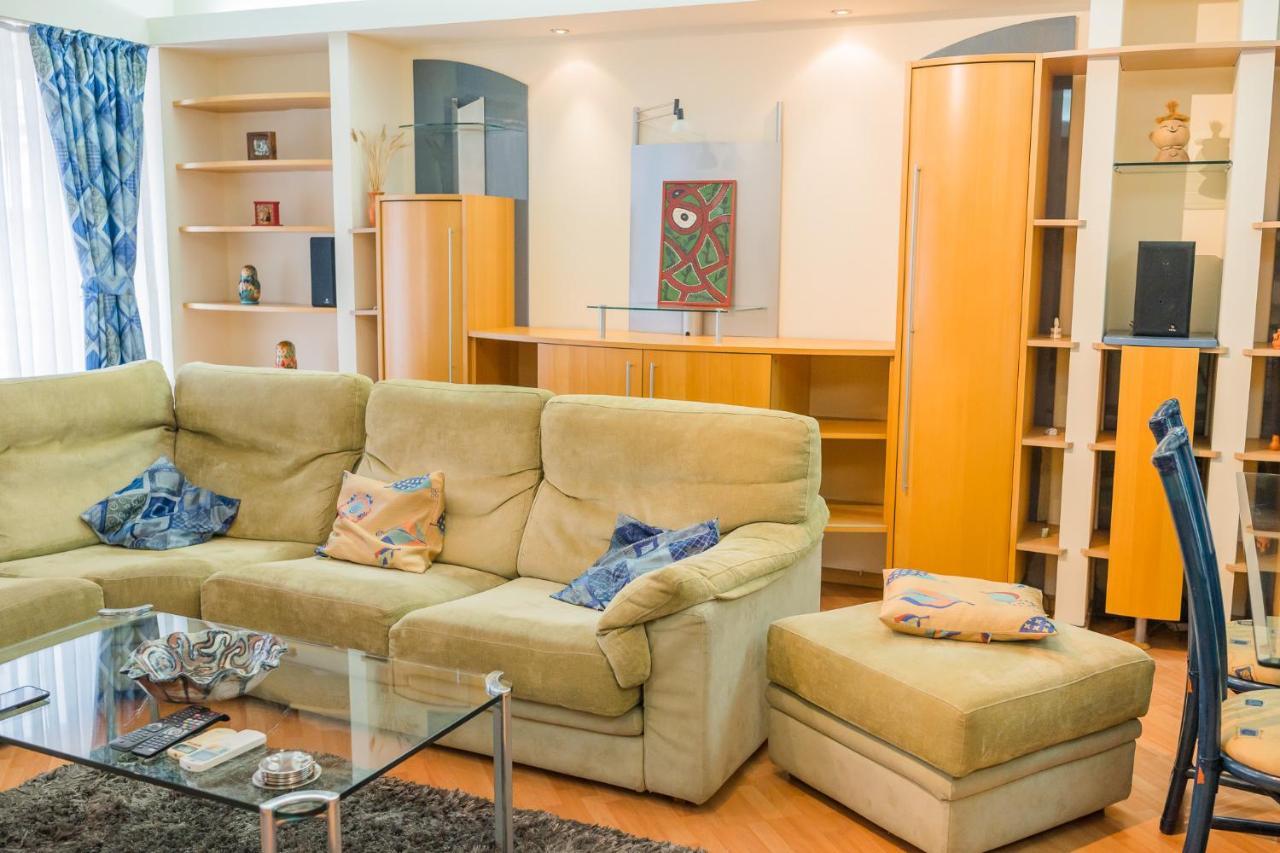 Artsy 3br Flat In Primaverii - Exlcusive Area Bucareste