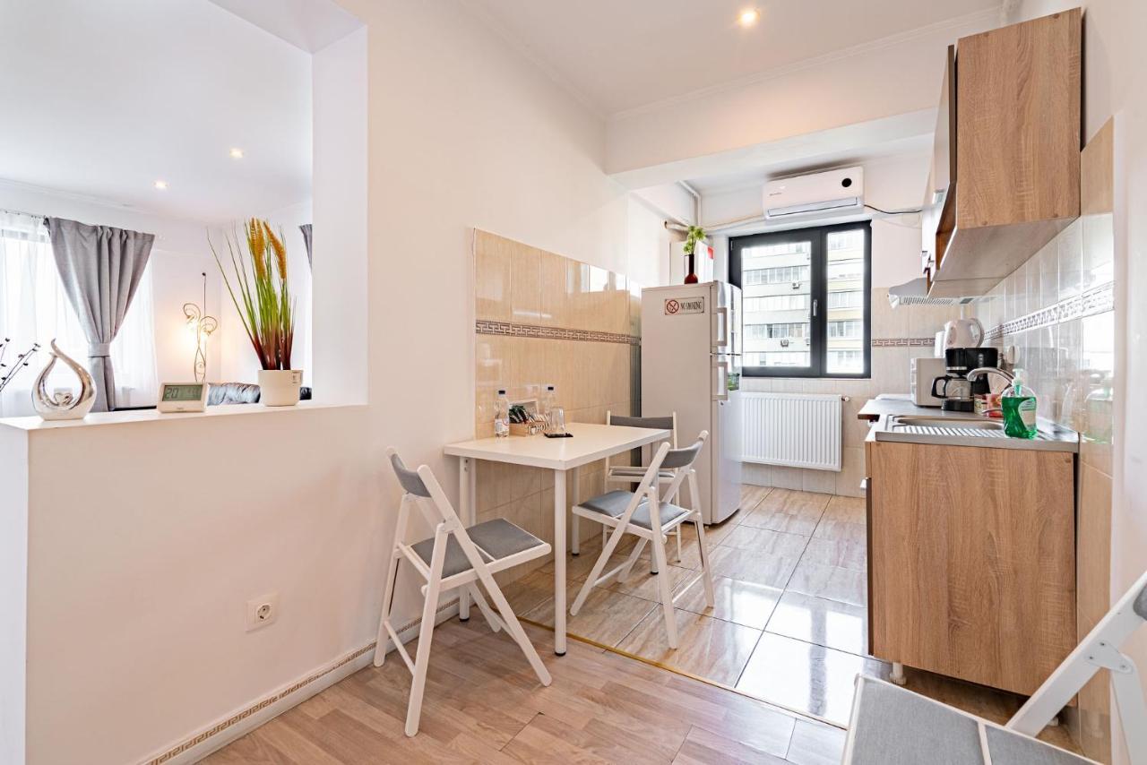 Apartment Lujerului Bucharest