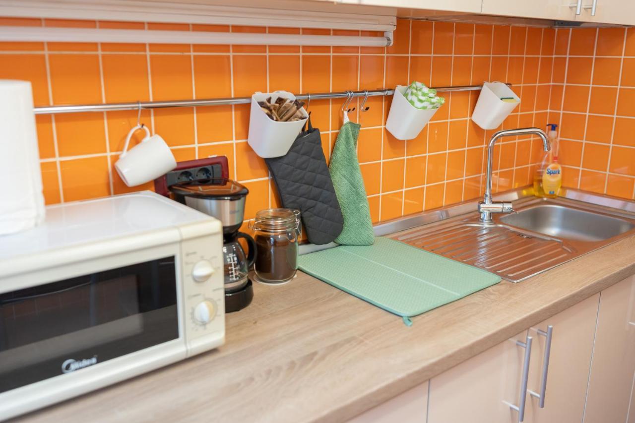 Spacious 2br Dristor Apartment Bucharest