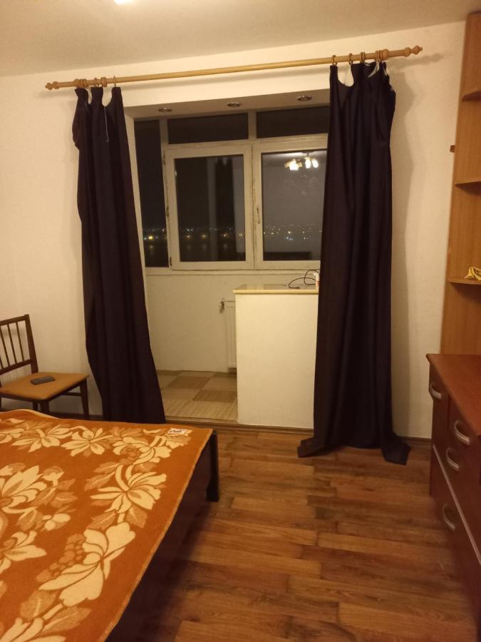 Homestay Cu La Lacul Tei Bucharest