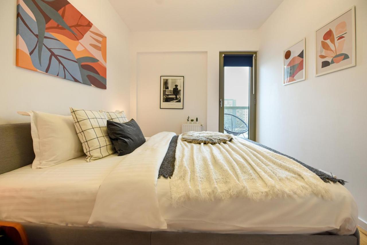 Apartamento The Geometrist - Stunning 1br With Balcony Bucareste
