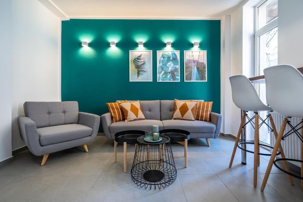 Holiday Vibe - 2r In Piata Romana Apartment