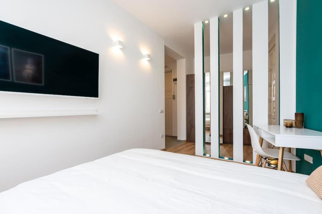 Apartment Holiday Vibe - 2r In Piata Romana Bucharest