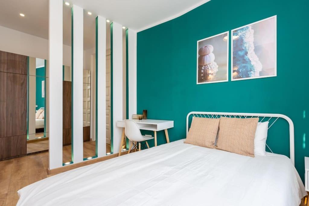 Holiday Vibe - 2r In Piata Romana Apartment *