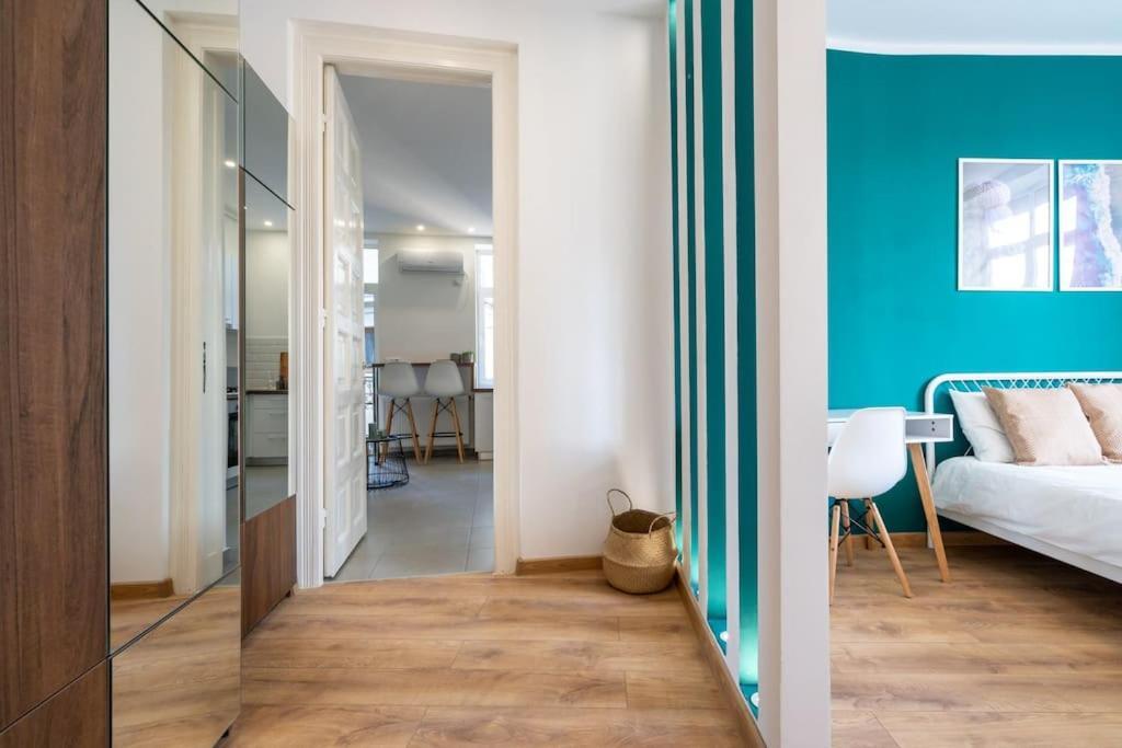 Holiday Vibe - 2r In Piata Romana Apartment Bucharest