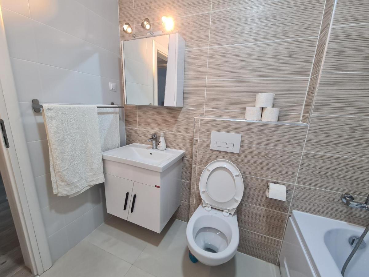 Apartment Ghencea 158 Floor 4 Bucharest