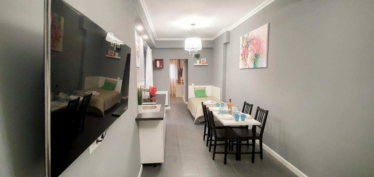 Apartment Luxury Down Town Bucharest
