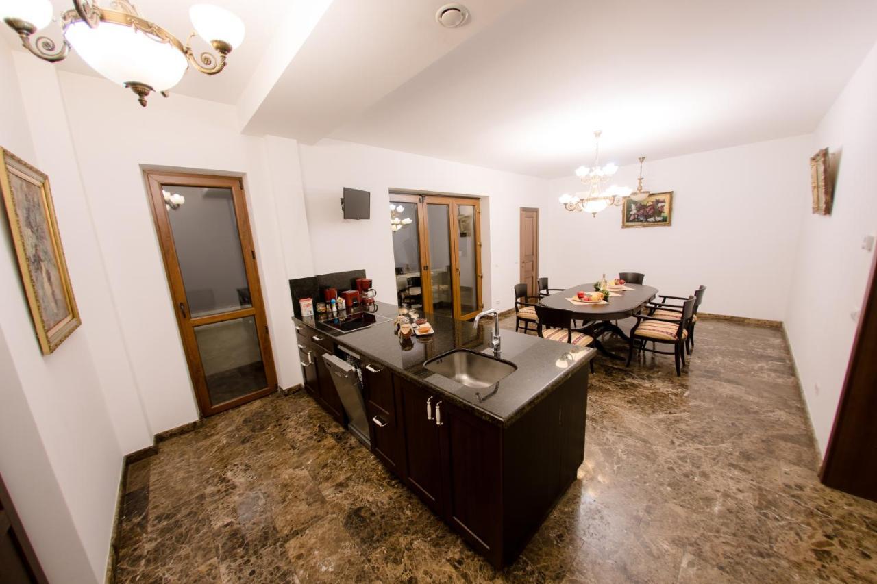 Luxury Down Town Apartment