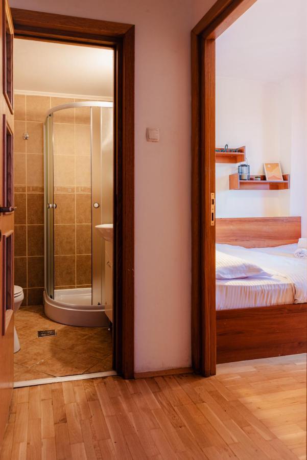 Apartament Romanian Athenaeum 1br With Amazing View Bucureşti