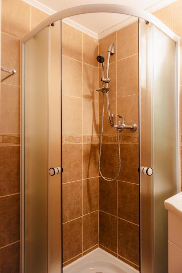 Romanian Athenaeum 1br With Amazing View Apartament
