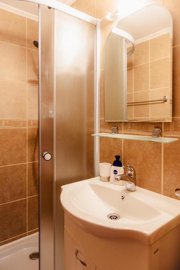 Romanian Athenaeum 1br With Amazing View Apartament