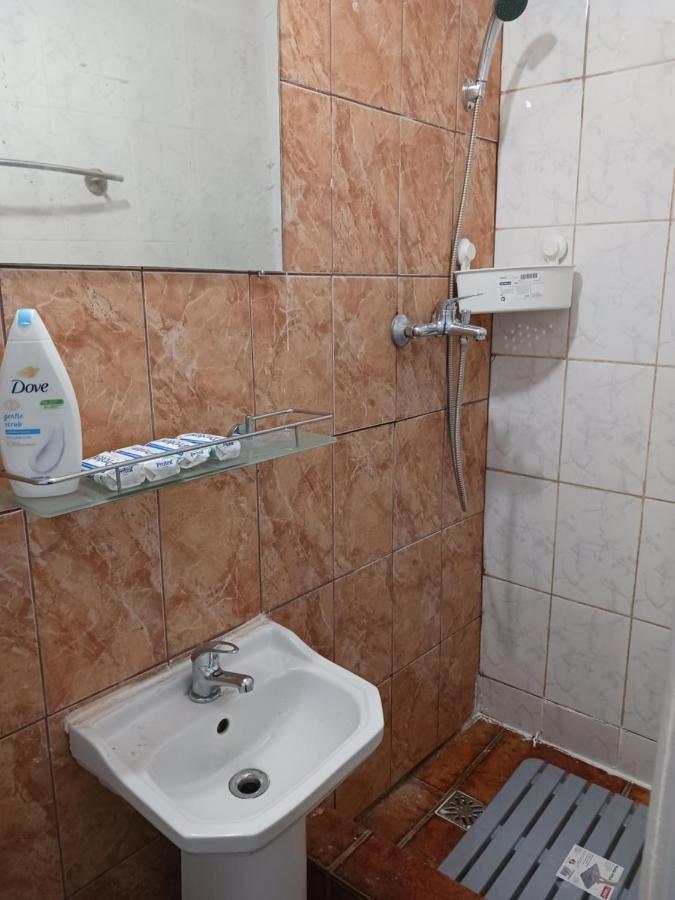 Otto Nu Primesc Santieristi Si Petrecareti Anuntati Ma Cu Doua Inainte Sa Fac Focul Case de vacanță Bucureşti