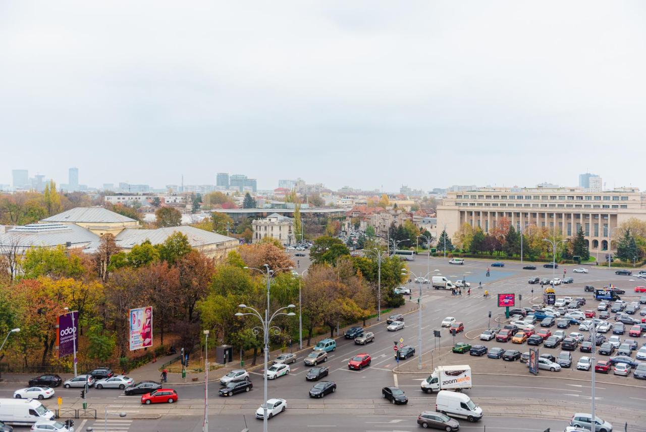 Piata Victoriei *