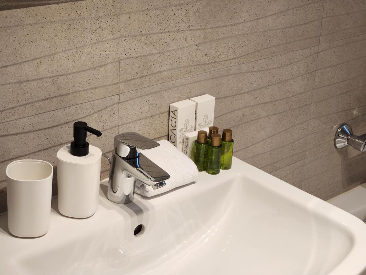 Grand Look & Location For Business On Apartment Bucharest