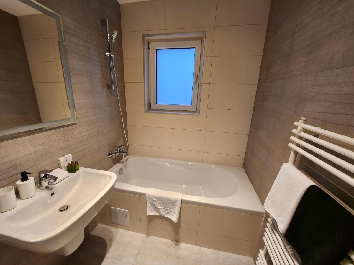 New Style White Modern Bucharest