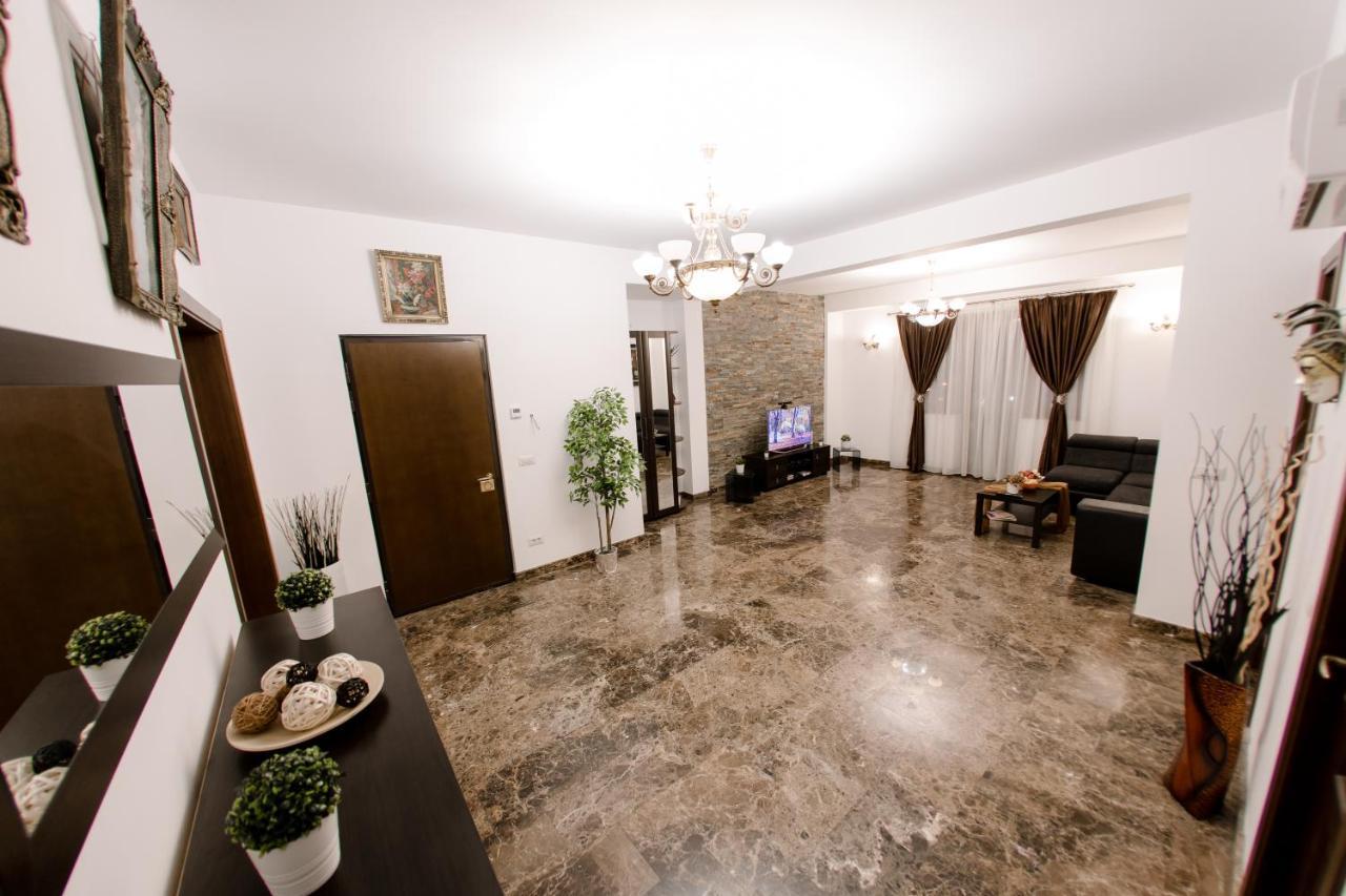 Luxury Down Town Apartment *
