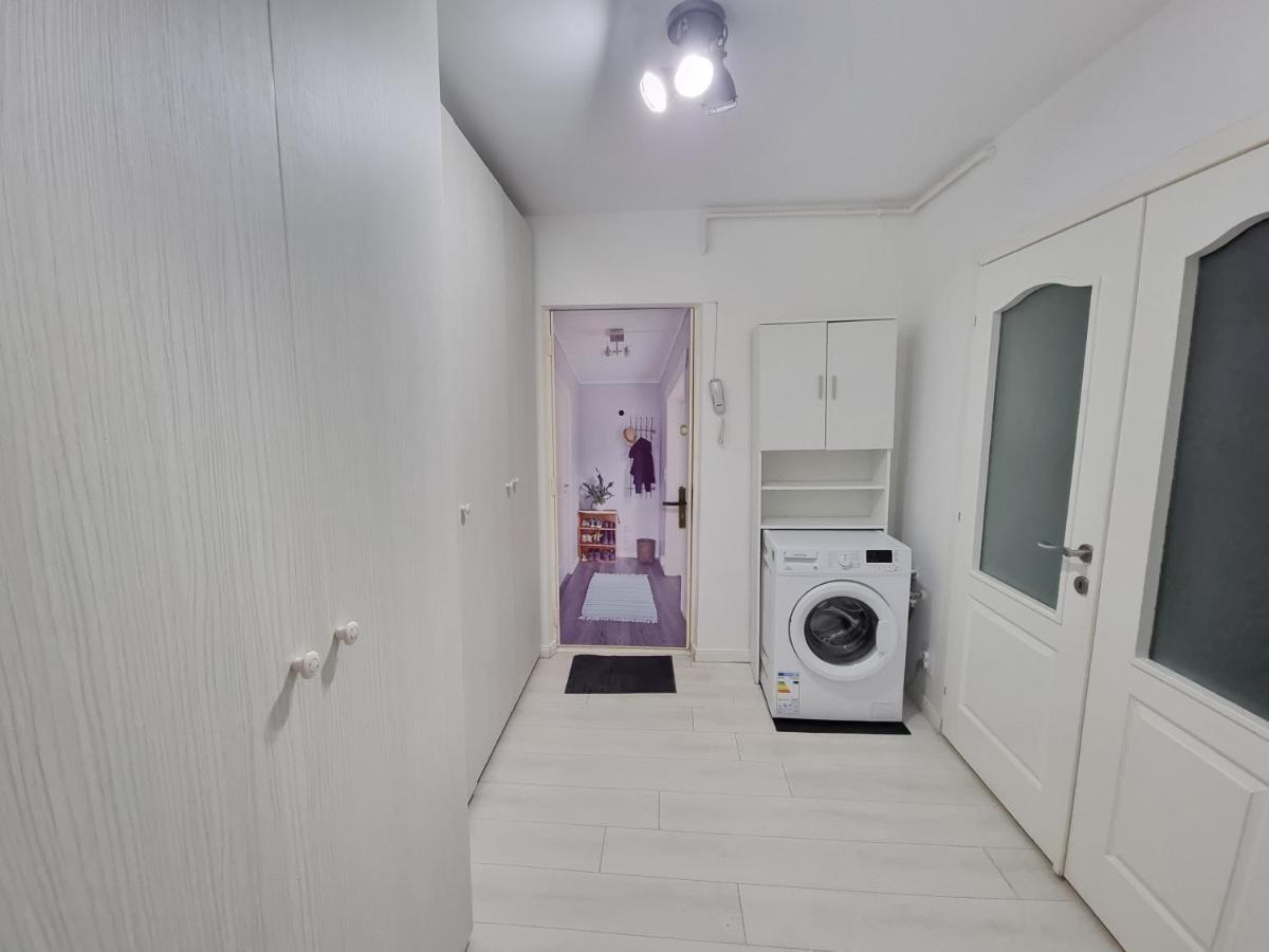 Apartment Aviatiei Near Caramfil Street *