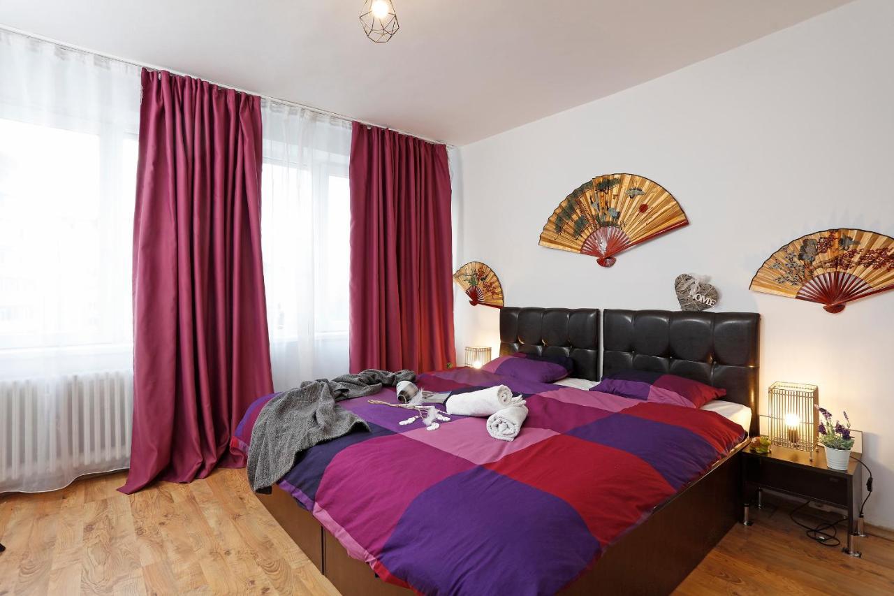 Apartment Very Close To Old